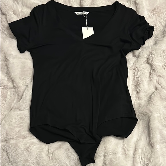 Black V-Neck Women's Top - Picture 1 of 1